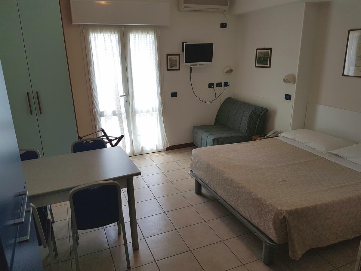Hotel Residence Adriana Cesenatico Dış mekan fotoğraf