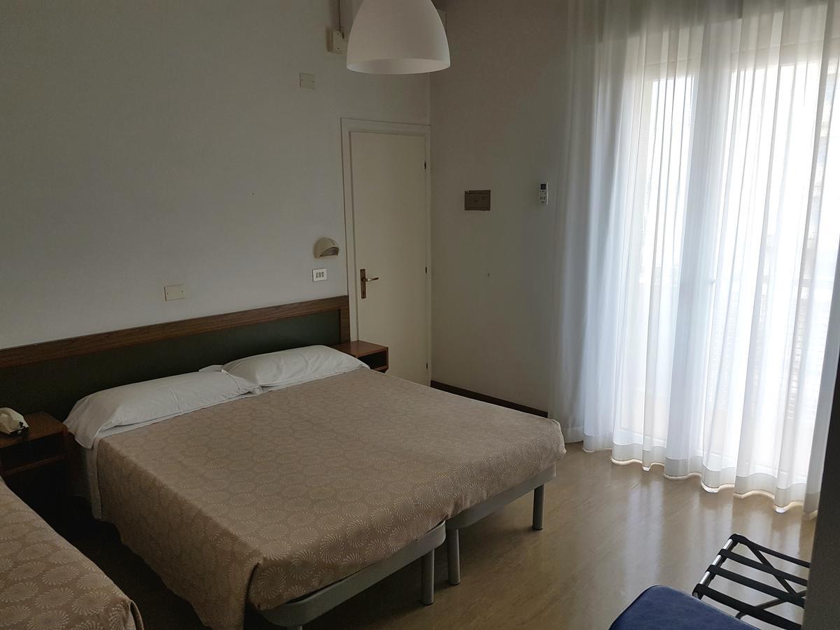 Hotel Residence Adriana Cesenatico Dış mekan fotoğraf